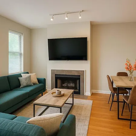 Soulard 2Br W Balcony & Parking Apartamento